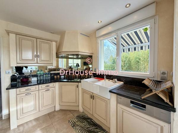Maison à vendre 9 pièces de 211 m²