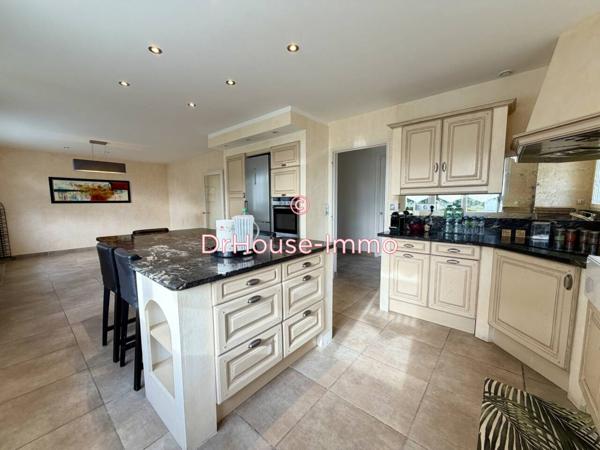 Maison à vendre 9 pièces de 211 m²