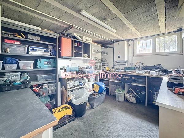 Maison à vendre 9 pièces de 211 m²