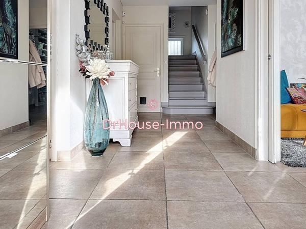 Maison à vendre 9 pièces de 211 m²