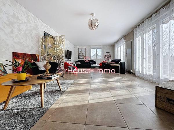 Maison à vendre 9 pièces de 211 m²