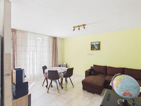 BESSEGES (30160)Appartement  5 pièce(s) 121 m2