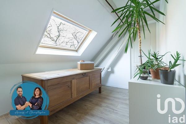 Longère 5 pièces de 143 m² à Tremblay-les-Villages (28170)