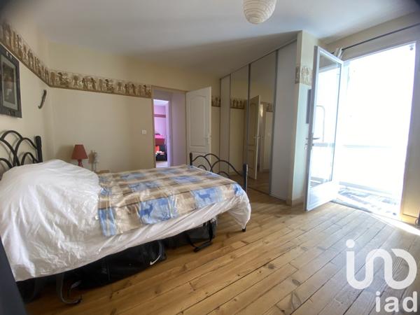 Maison 9 pièces de 153 m² à Bagnères-de-Bigorre (65200)