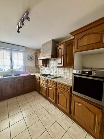 MAISON À VENDRE DE 5 PIÈCES DE 164,10 M²