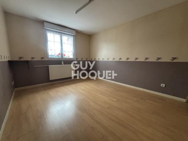 MAISON À VENDRE DE 5 PIÈCES DE 164,10 M²
