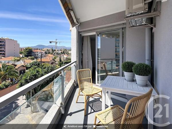 Appartement F3 à vendre  3 pièces - 72,30 m 2   CAGNES SUR MER  - 06