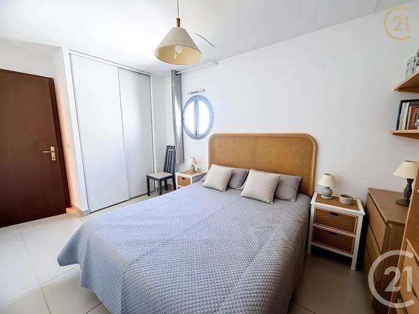 Appartement F3 à vendre  3 pièces - 72,30 m 2   CAGNES SUR MER  - 06