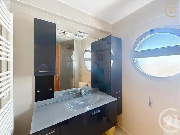 Appartement F3 à vendre  3 pièces - 72,30 m 2   CAGNES SUR MER  - 06