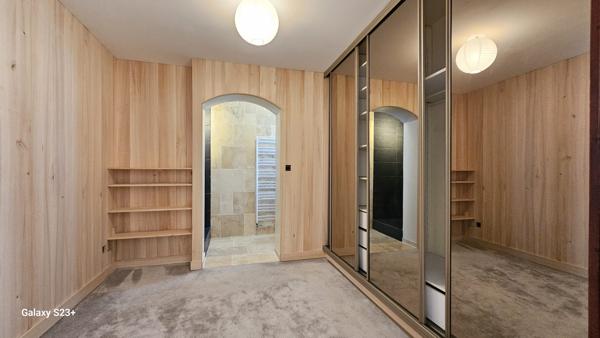 APPARTEMENT AVEC TERRASSE PROCHE BRECHE