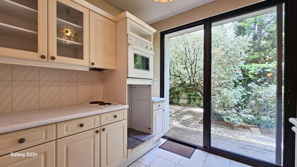 APPARTEMENT AVEC TERRASSE PROCHE BRECHE