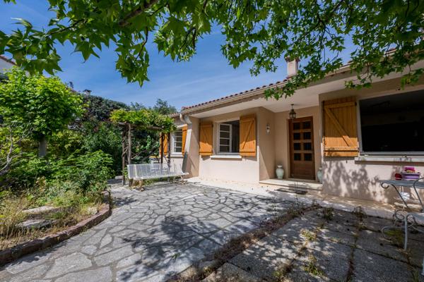 Castelnau-le-Lez (34170) “Rare à Castelnau : maison lumineuse au calme en impasse avec jardin”