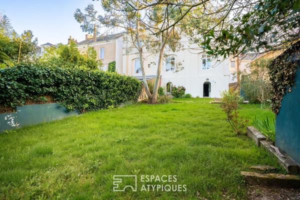 Ancienne maison rénovée avec jardin et vue dégagée