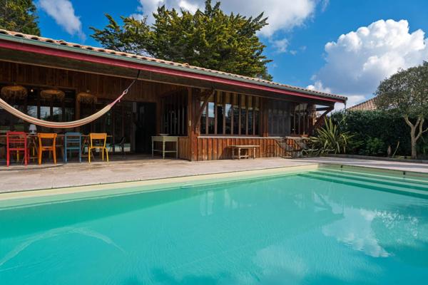 Lacanau Ville – Propriété d’exception avec deux villas indépendantes