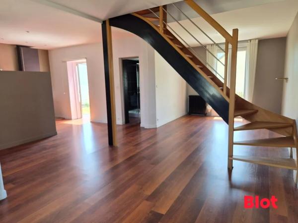 Maison 4 pièce(s)