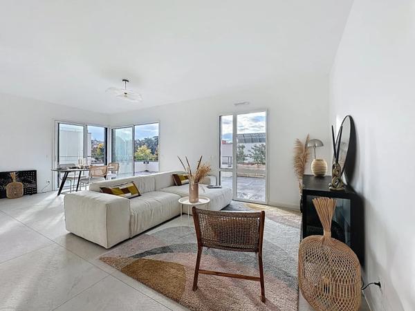 APPARTEMENT T4 A VENDRE - FRANCHEVILLE 96.07 m 2 | 590 000 €