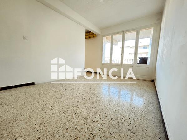 Location Appartement 4 pièces 82 m² - 24 RUE ALPHONSE DAUDET La Garde 83130