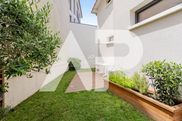 CHAVILLE RIVE GAUCHE - Maison Familiale 795 000 € **  - Référence  665-S