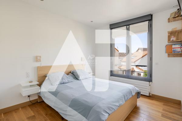 CHAVILLE RIVE GAUCHE - Maison Familiale 795 000 € **  - Référence  665-S