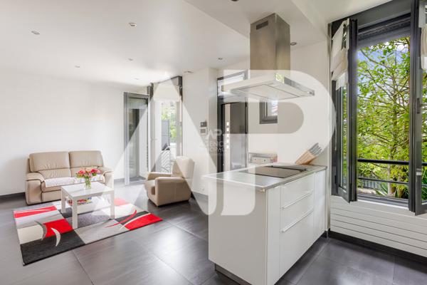 CHAVILLE RIVE GAUCHE - Maison Familiale 795 000 € **  - Référence  665-S