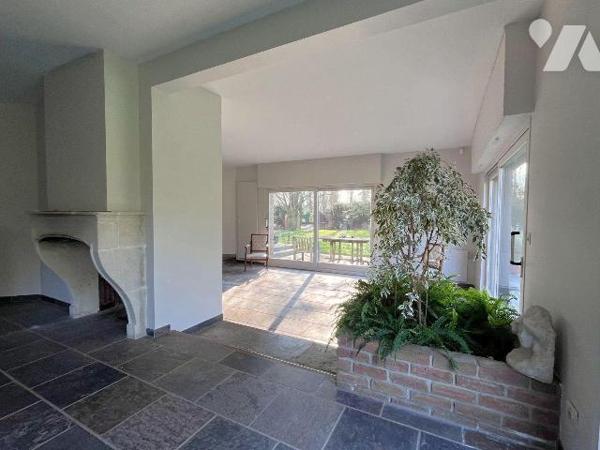 HAZEBROUCK : Coup de coeur pour cette superbe propriété à l'abri des regards !!! Bel environnem...