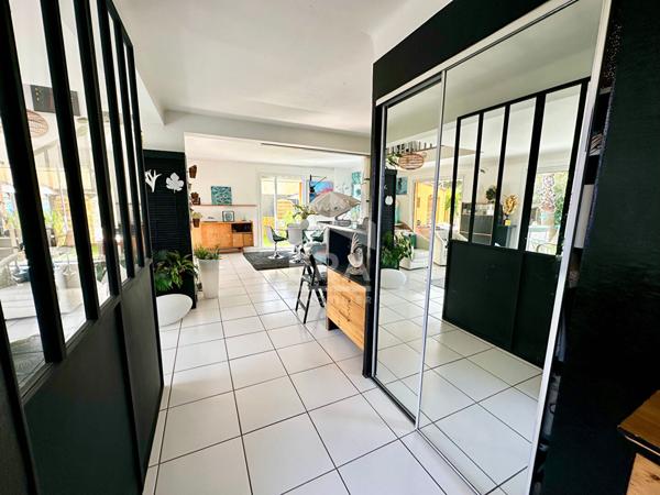 Canet Plage - Quartier des Fleurs : Maison 7 pièces 5 chambres à vendre