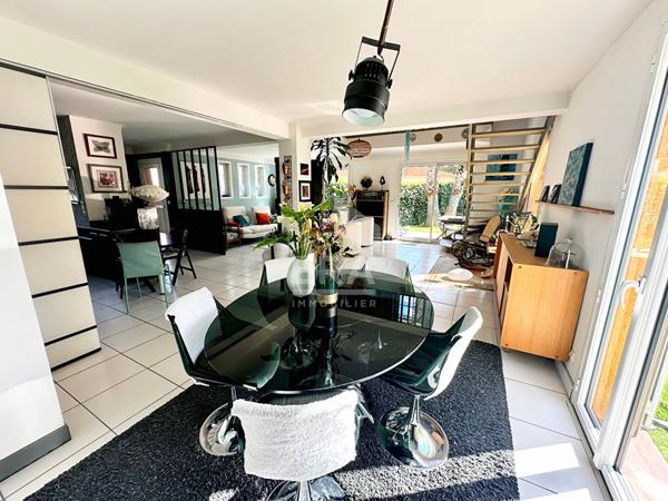 Canet Plage - Quartier des Fleurs : Maison 7 pièces 5 chambres à vendre