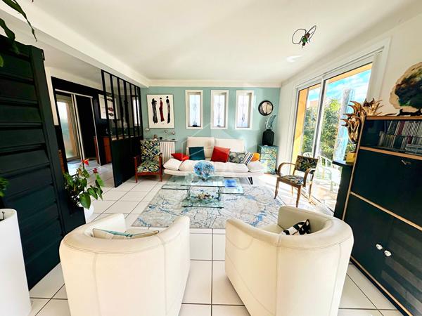 Canet Plage - Quartier des Fleurs : Maison 7 pièces 5 chambres à vendre
