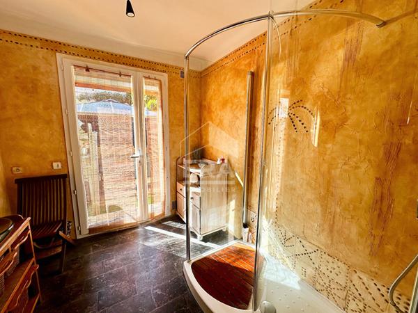 Canet Plage - Quartier des Fleurs : Maison 7 pièces 5 chambres à vendre
