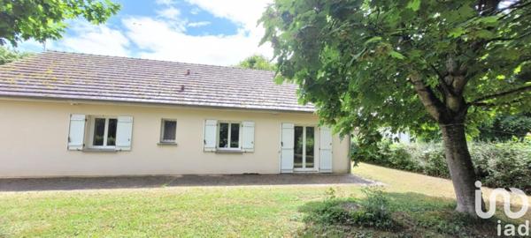 Maison 4 pièces de 82 m² à Avord (18520)