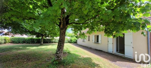 Maison 4 pièces de 82 m² à Avord (18520)