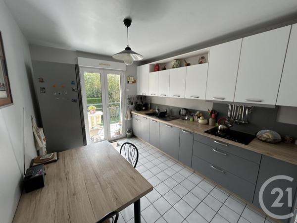 Appartement à vendre  4 pièces - 93,97 m2 AVON - 77