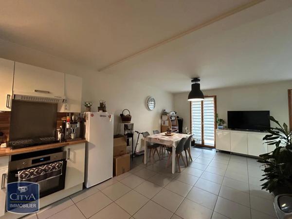 Maison à louer 4 pièces 82.24m² Égly (91520)