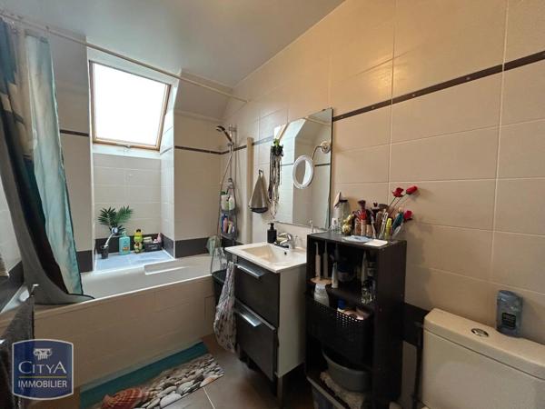 Maison à louer 4 pièces 82.24m² Égly (91520)