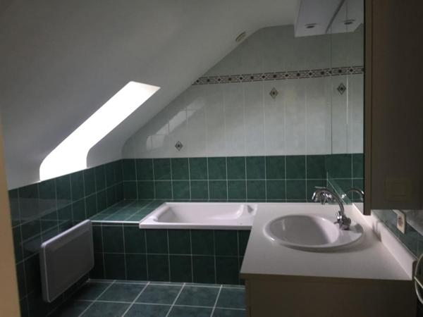 MONTERBLANC Maison 4 pièces 98 m²