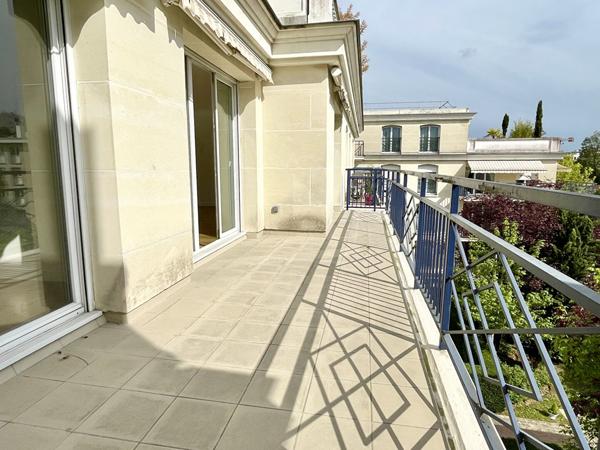Appartement Le Plessis Robinson 4 pièces