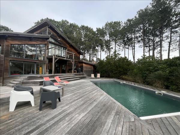 Maison à vendre |  Lacanau |  9 pièces | 233 m²