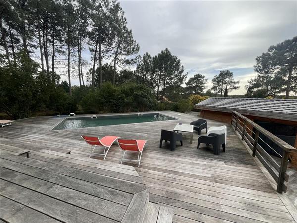 Maison à vendre |  Lacanau |  9 pièces | 233 m²