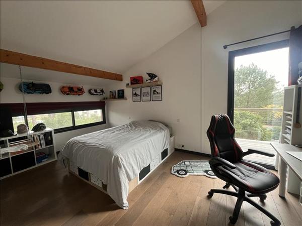 Maison à vendre |  Lacanau |  9 pièces | 233 m²