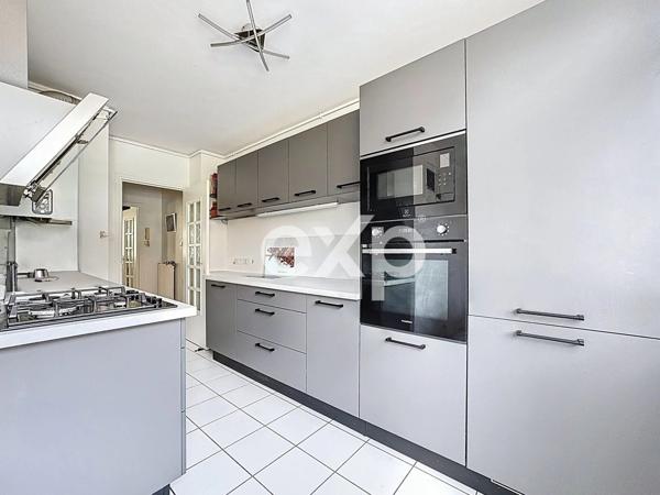 Meylan – Quartier des Ayguinards, appartement familial traversant 5 pièces (101 m²)