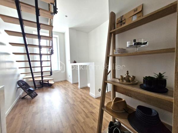 Immeuble mixte de 303 m²