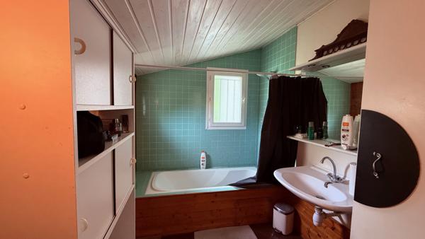 Saint-Georges-de-Didonne (17110) 

600M DE LA PLAGE & 900M DU CENTRE VILLE DE ST GEORGES DE DIDONNE