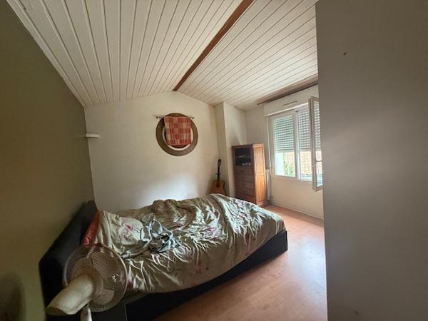 Saint-Georges-de-Didonne (17110) 

600M DE LA PLAGE & 900M DU CENTRE VILLE DE ST GEORGES DE DIDONNE