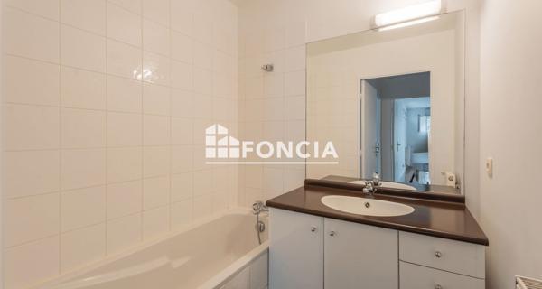 À vendre Appartement 2 pièces 48.62 m² - Versailles 78000