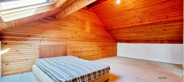 NOUVEAUTE CHAMPIGNY SUR MARNE maison 5 pièces et combles aménagés, d'environ 143 m² au sol - Terrain de 399,00 m²