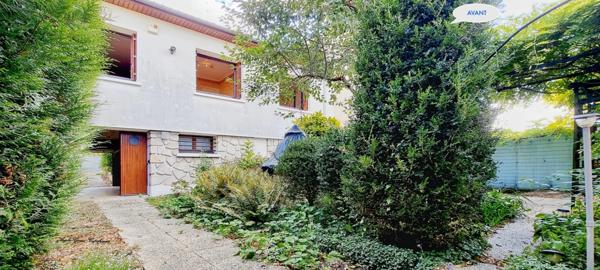 NOUVEAUTE CHAMPIGNY SUR MARNE maison 5 pièces et combles aménagés, d'environ 143 m² au sol - Terrain de 399,00 m²