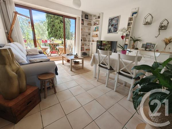 Appartement T4 à vendre  4 pièces - 81,16 m2 MARSEILLE - 13012