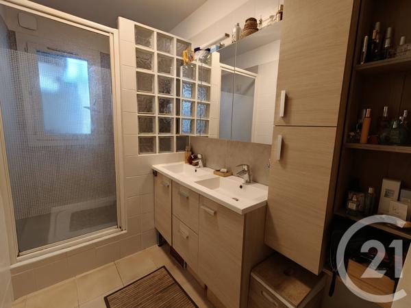 Appartement T4 à vendre  4 pièces - 81,16 m2 MARSEILLE - 13012