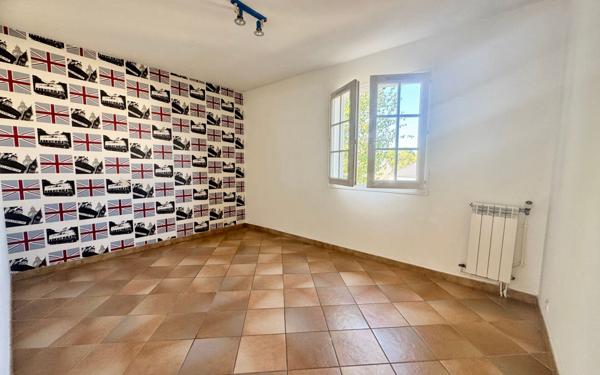 Maison à vendre    7 pièces • 250 m2 Idron