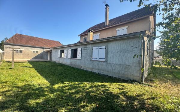Maison à vendre    7 pièces • 250 m2 Idron
